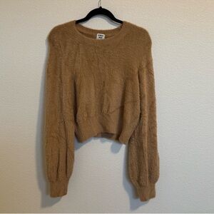 Aritzia Sunday best fuzzy long sleeve sweater